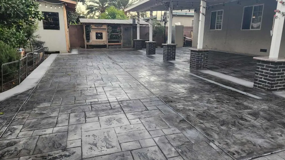 Affordable residential landscaping for residential properties in Santa Ana, CA by Silver Crest Landscape