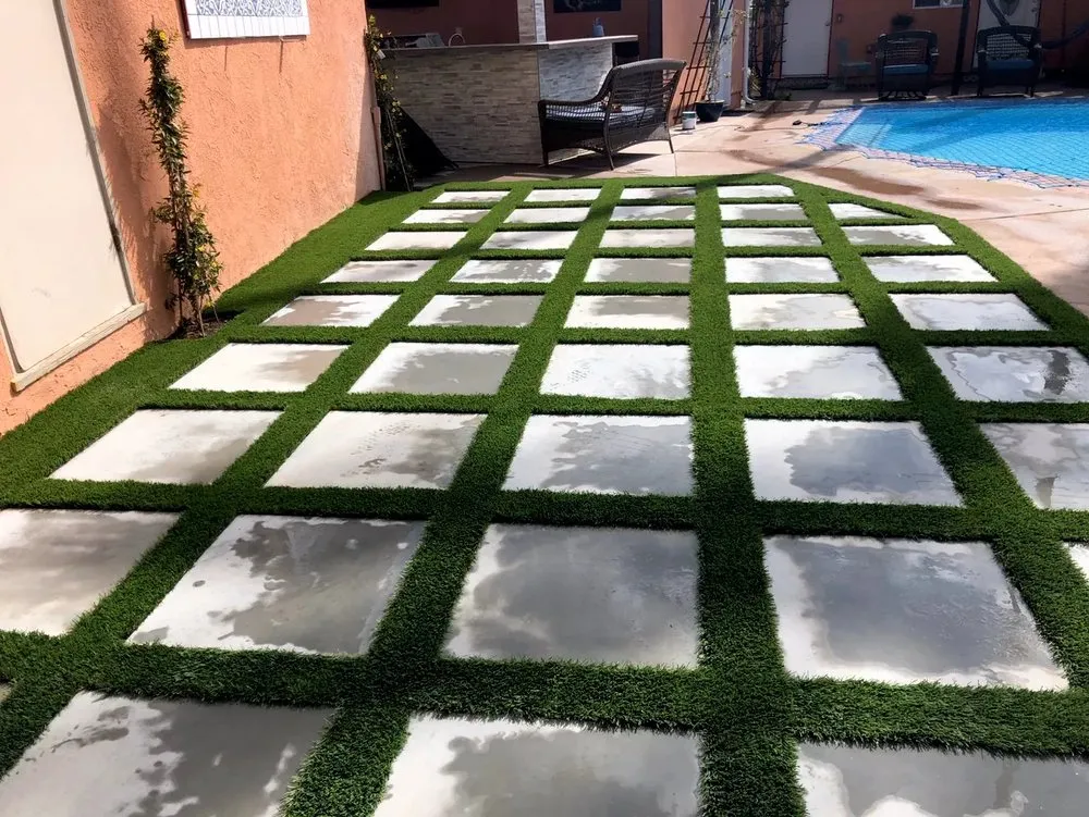 Custom garden landscaping experts serving Santa Ana, CA - Silver Crest Landscape