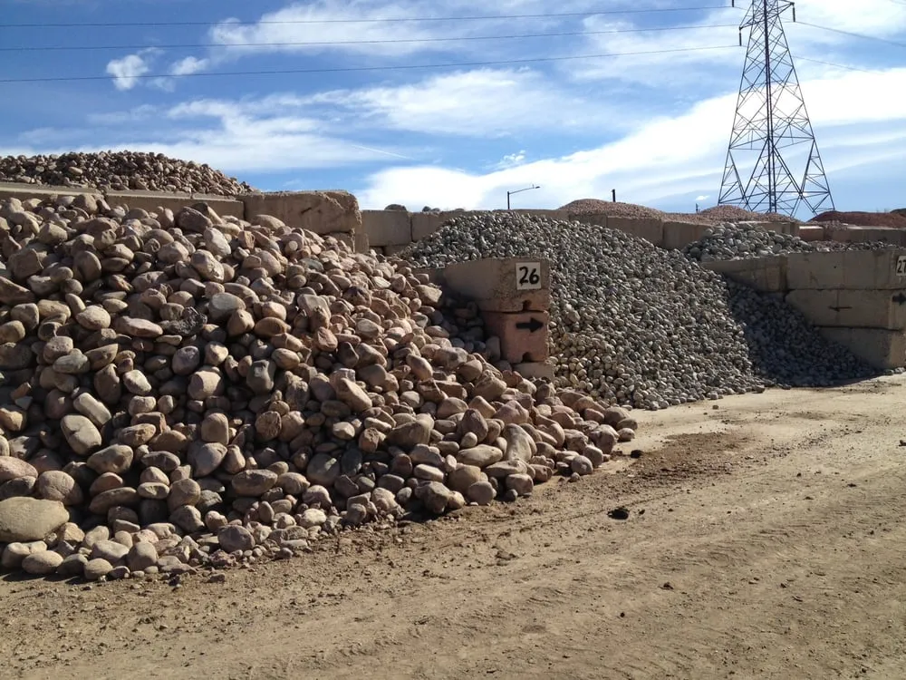 Local yard maintenance in Littleton, CO - Silver Crown Landscape Materials