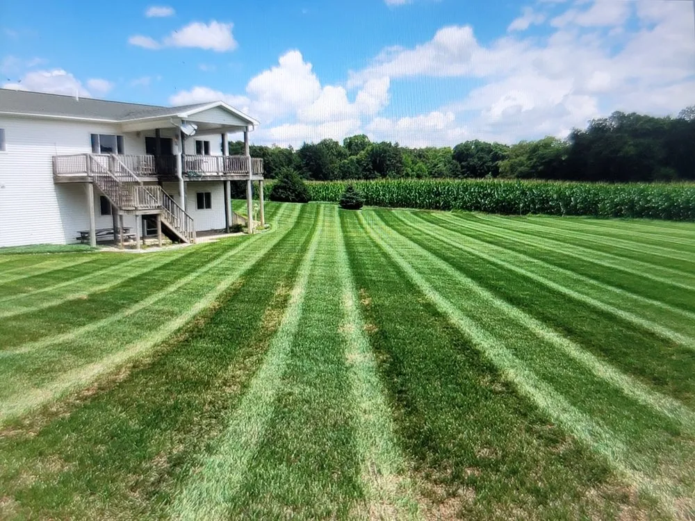 Top-rated lawn care service experts serving Hastings, MI - Silver Edge Pro Lawn Care