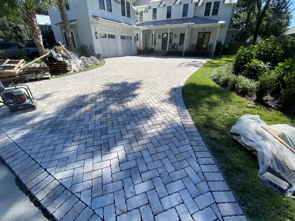 Affordable yard maintenance for beautiful yards in Summerville, SC by Silver Feather Landscape