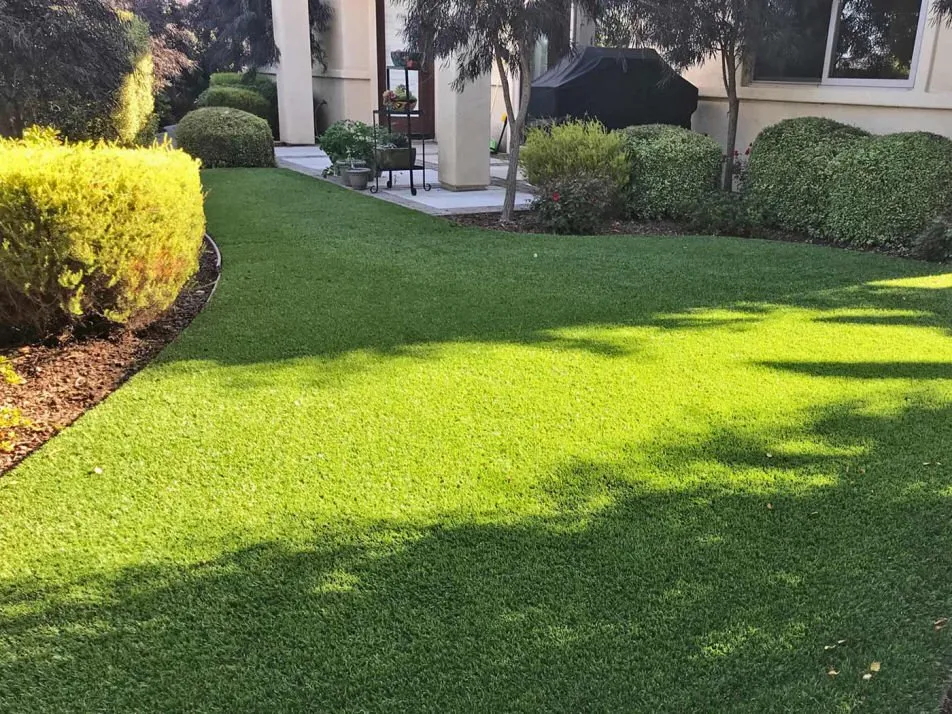 Affordable lawn care service in Arroyo Grande, CA by Silver Fox Landscapes
