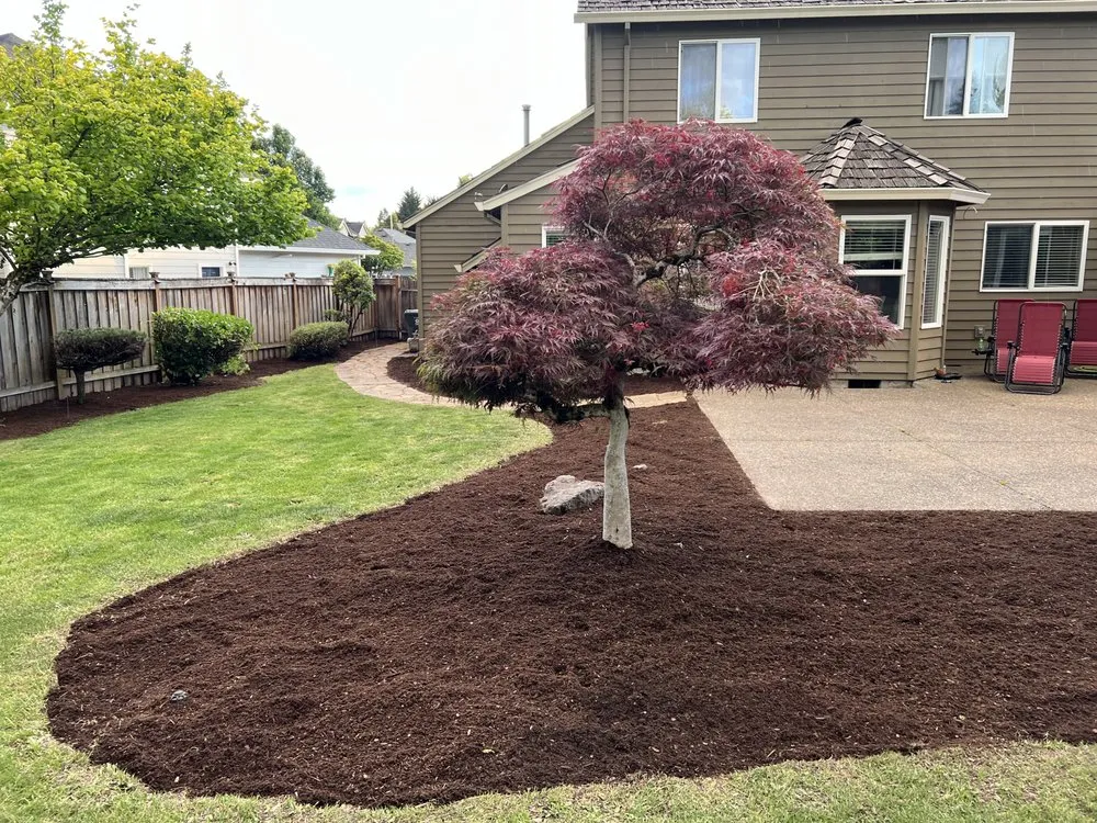 Local landscaping services experts serving Independence, OR - Silver Fox Lawn Care