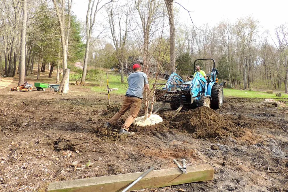 Affordable yard maintenance in Sharon, CT - Silver Lake Land Care