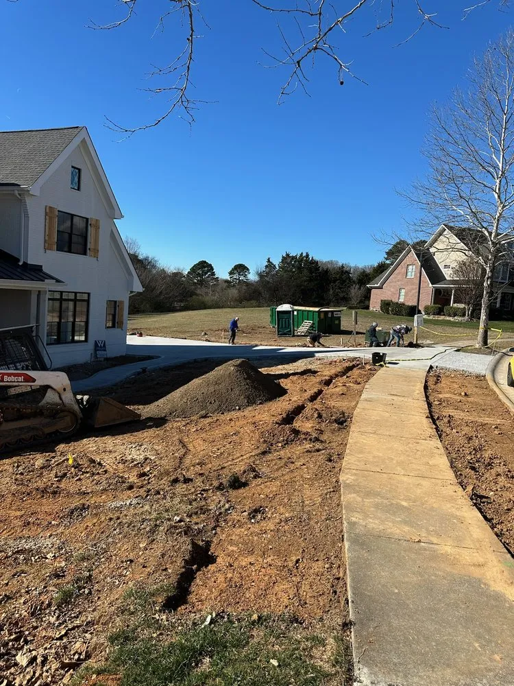 Local landscaping services in Powell, TN by Silver Landscaping