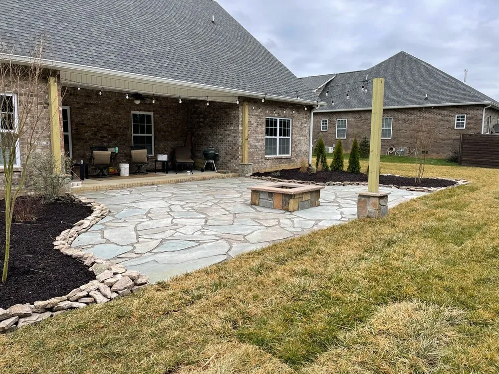 Professional yard maintenance in Powell, TN - Silver Landscaping