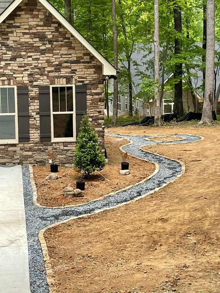 Local lawn mowing service in Powell, TN - Silver Landscaping