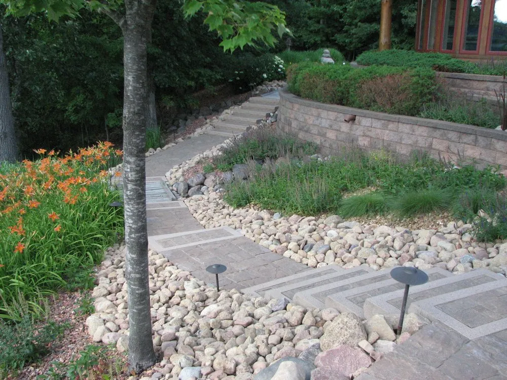 Top-rated yard maintenance in Waupaca, WI - Silver Mist Garden Center