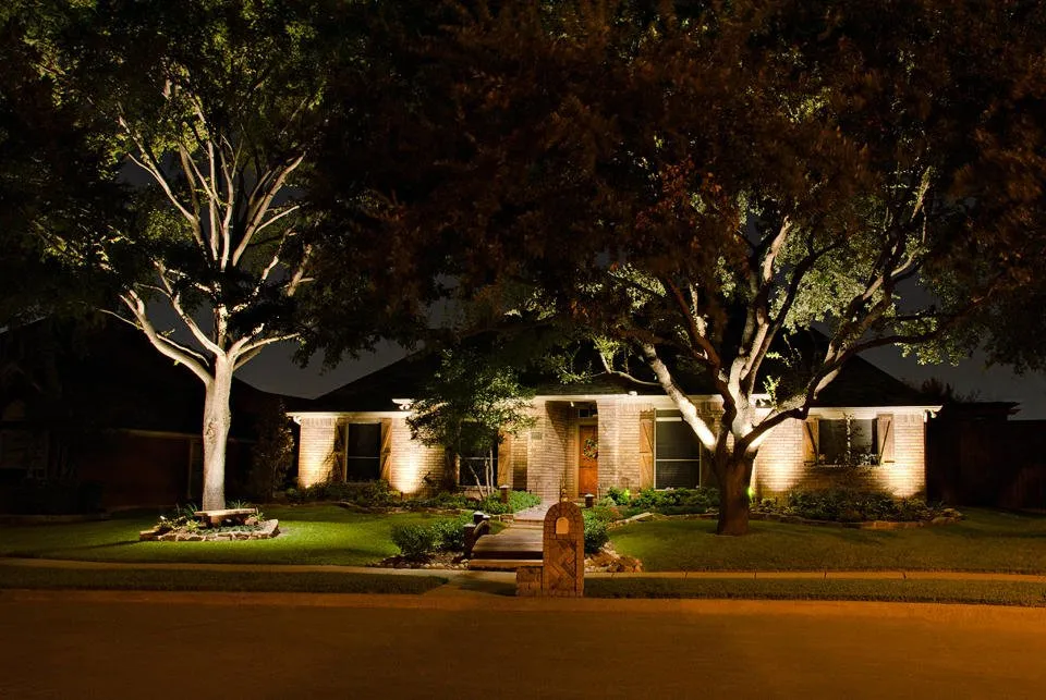 Affordable residential landscaping experts serving Allen, TX - Silver Moon Lighting