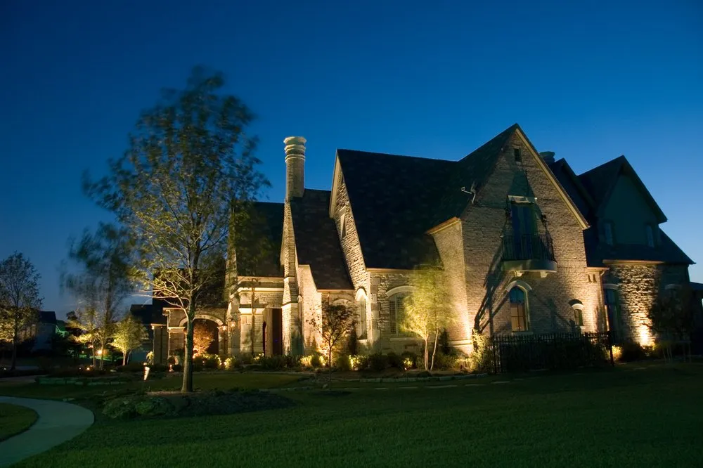 Expert garden landscaping in Allen, TX - Silver Moon Lighting