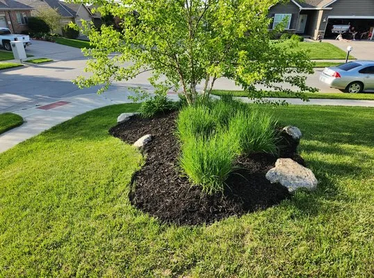 Silver Rock Landscaping Logo