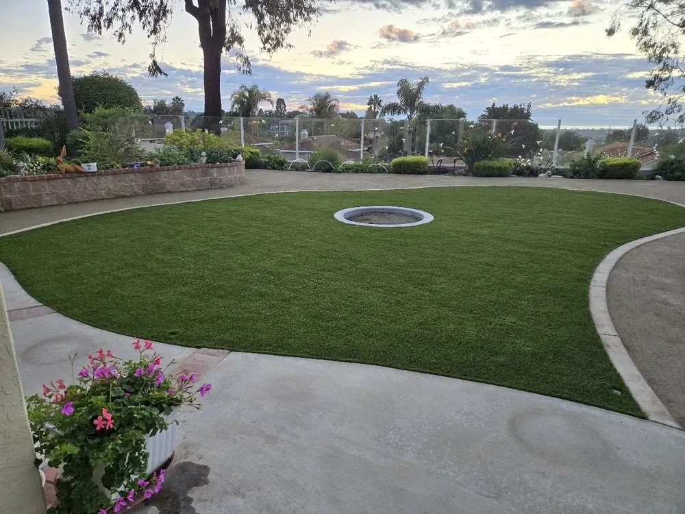 Reliable yard maintenance in Vista, CA - Silver Scapes