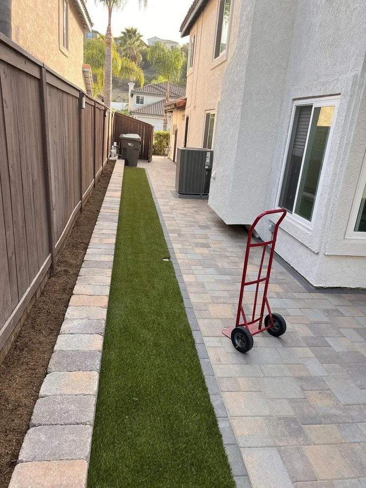 Reliable yard cleanup service in Vista, CA by Silver Scapes