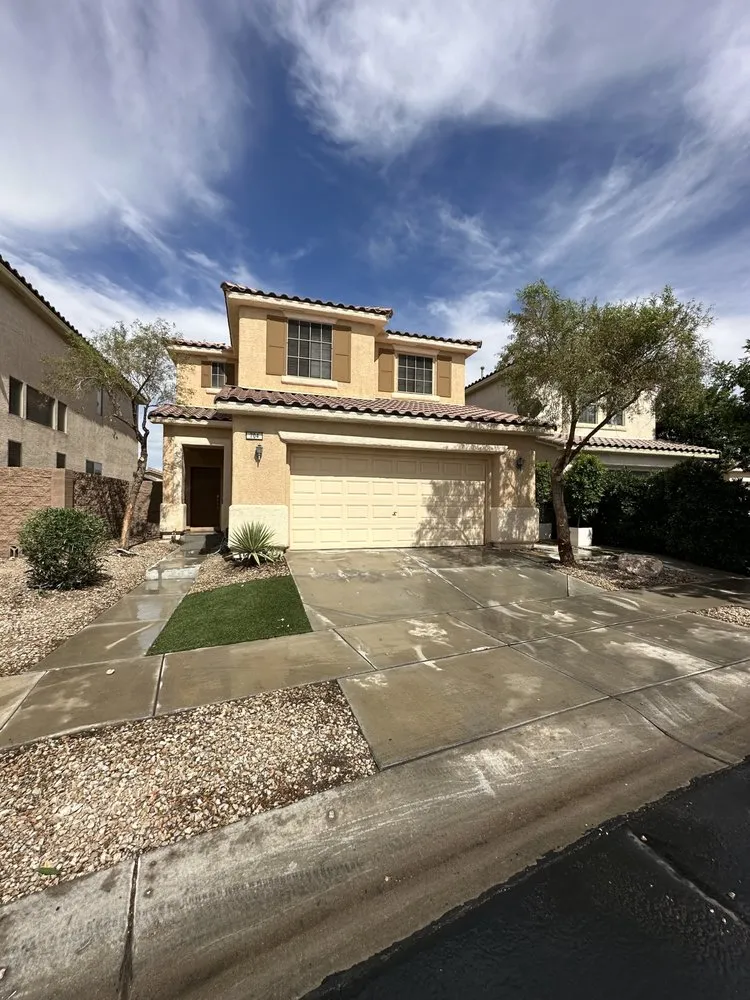 Local garden landscaping with custom design in Las Vegas, NV by Silverado Landscapes