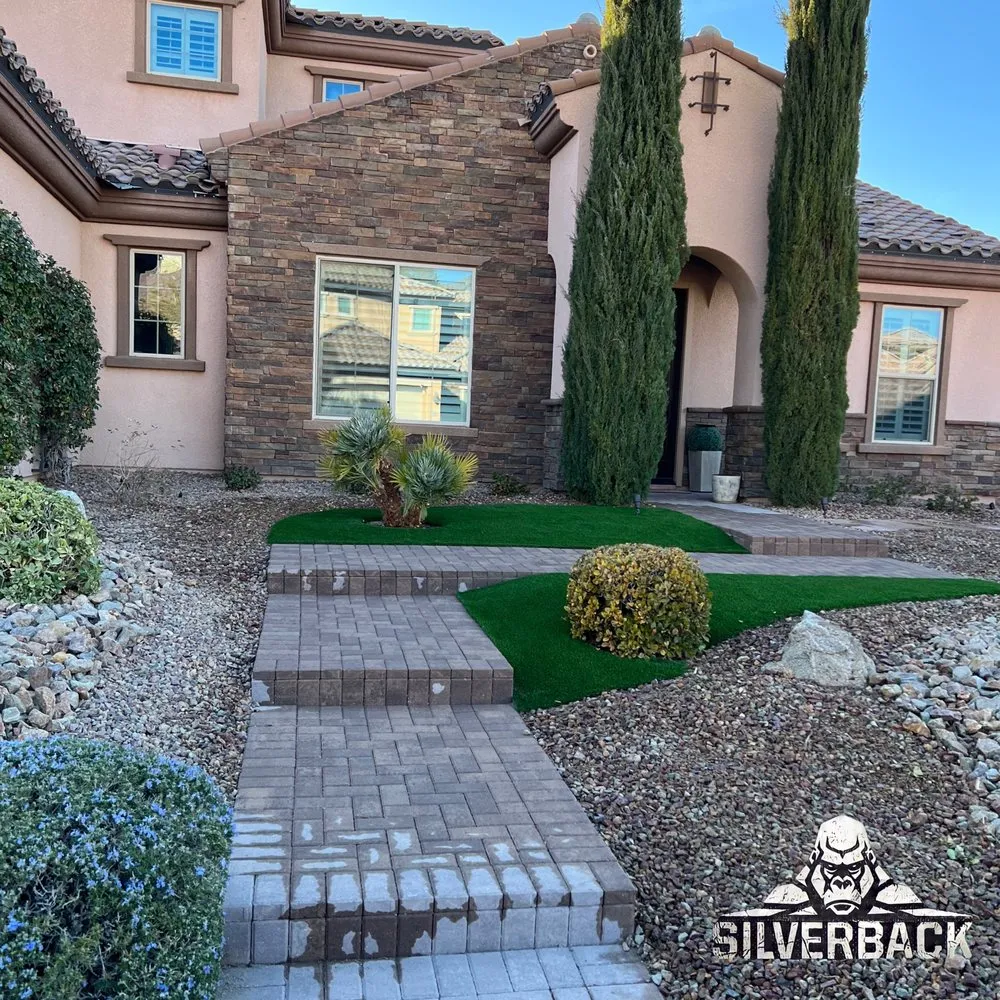 Local garden landscaping experts serving Las Vegas, NV - Silverback Hardscape
