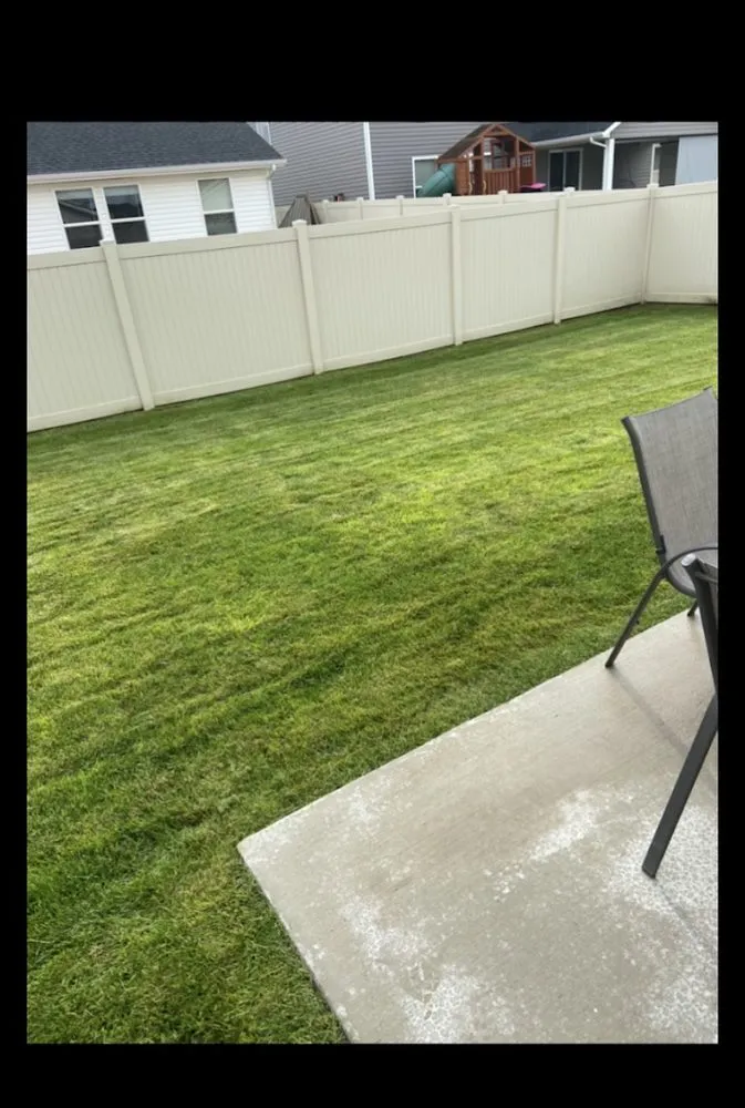 Reliable lawn care service experts serving Caldwell, ID - Silverback Lawn Mowing Service