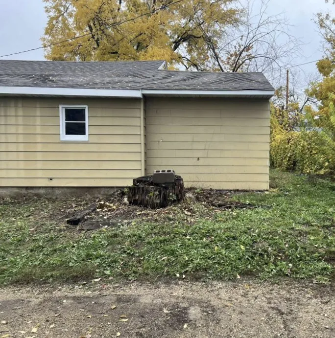 Custom yard cleanup service in Saint Paul, MN - SilverBlade Lawn and Landscape