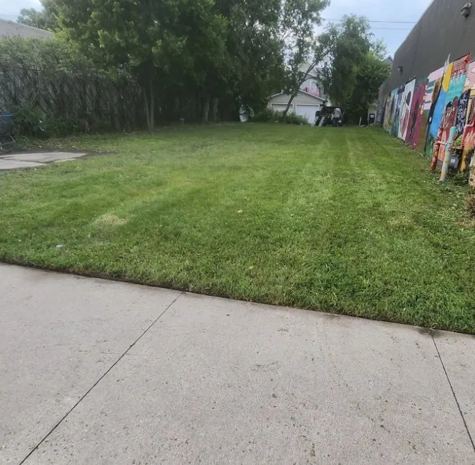 Expert lawn mowing service in Saint Paul, MN - SilverBlade Lawn and Landscape