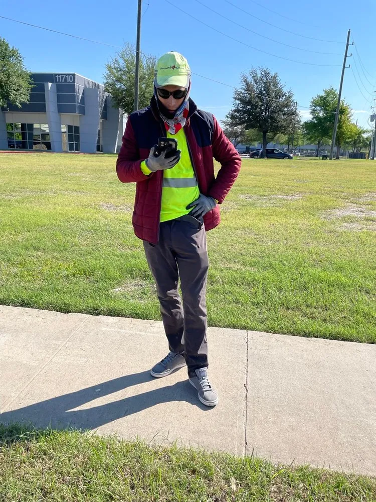 Expert lawn mowing service in Houston, TX - Silversand Services