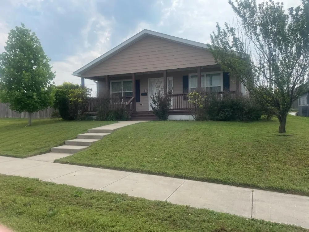 Top-rated garden landscaping for beautiful yards across West Dundee, IL - Silverstone Lawn Care