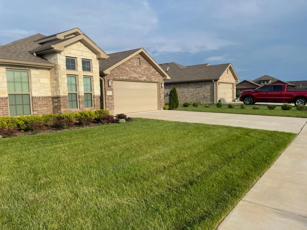Affordable landscape installation experts serving West Dundee, IL - Silverstone Lawn Care