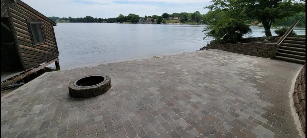 Top-rated landscape installation in Bridgewater, VA by Silverstone Patio Systems