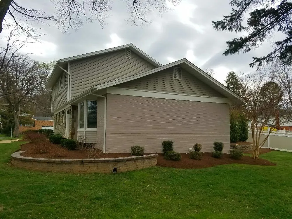 Expert lawn care service for outdoor upgrades across Vienna, VA - Silvestre Lawn Care