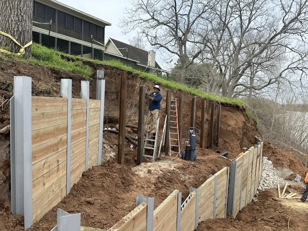 Trusted yard cleanup service in Houston, TX - Silvey Construction