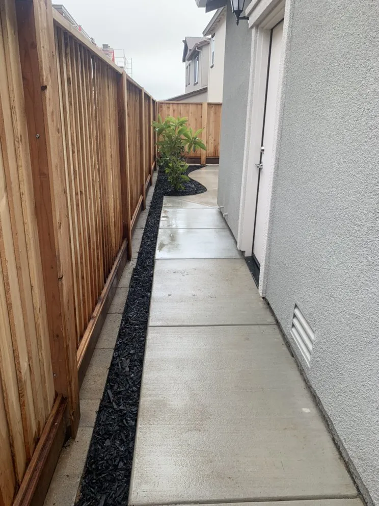 Affordable landscape installation for homes in Morgan Hill, CA by Simancas & Tamacas Landscape