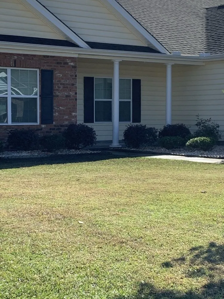 Affordable landscaping services for beautiful yards across Conway, SC - Simmie Bellamy Landscaping Service