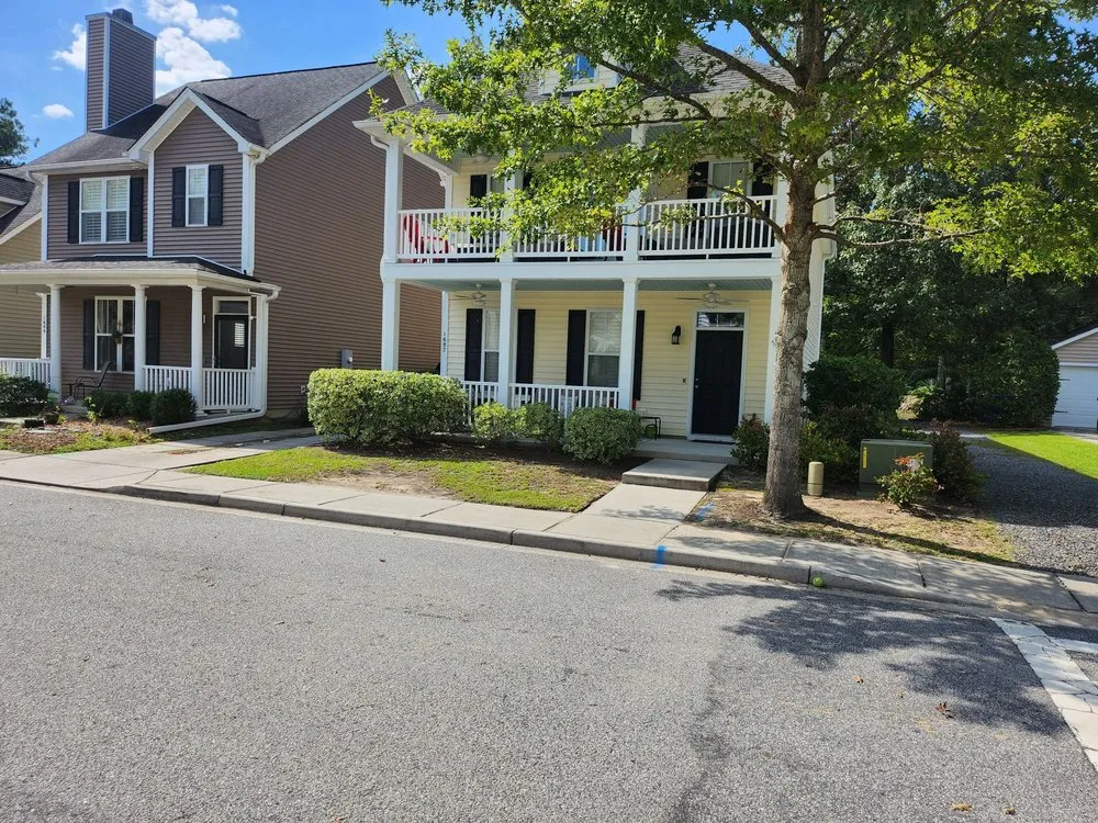 Affordable landscaping services in Summerville, SC - Simmons & Sons