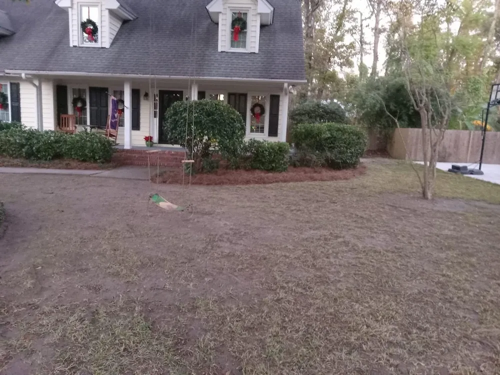 Custom lawn care service in Summerville, SC by Simmons & Sons