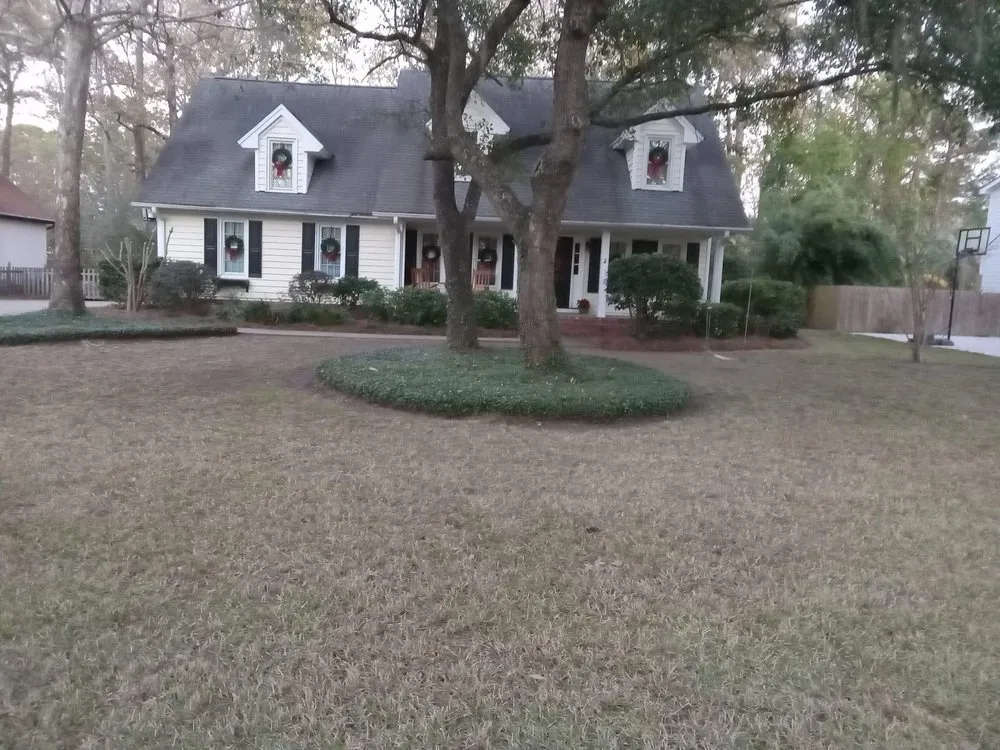 Affordable outdoor landscaping in Summerville, SC - Simmons & Sons