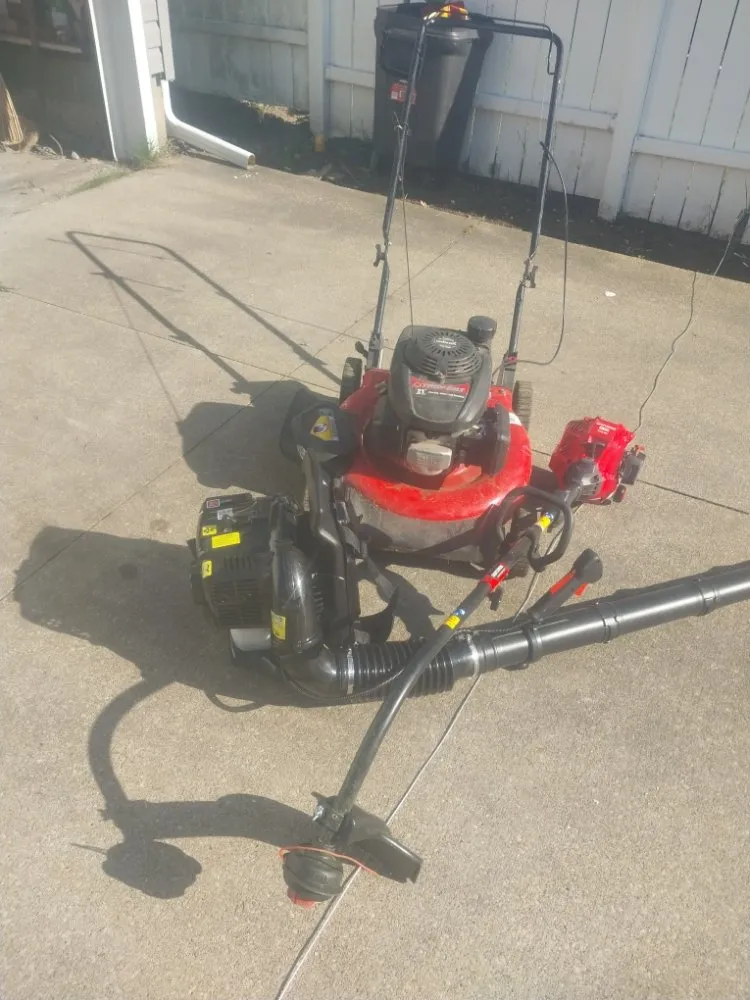 Trusted landscape design in Akron, OH by Simmons GreenLawn Service's