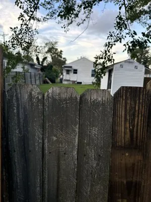 Simmons Home Services Logo