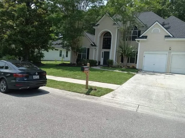 Affordable garden landscaping in North Charleston, SC - Simmons N Son Landscaping