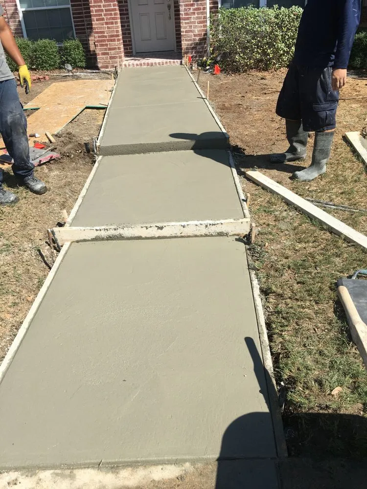 Top-rated landscape installation for year-round maintenance across Euless, TX - Simon Says Services