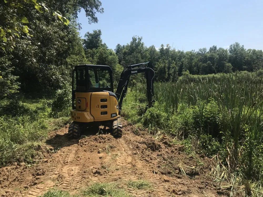 Top-rated yard maintenance with custom design across Dawson Springs, KY - Simons Excavating And Land Management