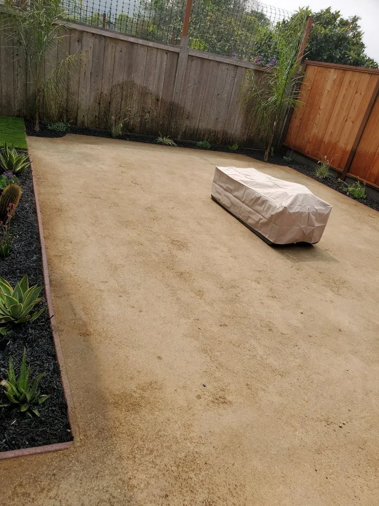 Custom outdoor landscaping for beautiful yards in Los Banos, CA by Simon’s Landscape & Maintenance
