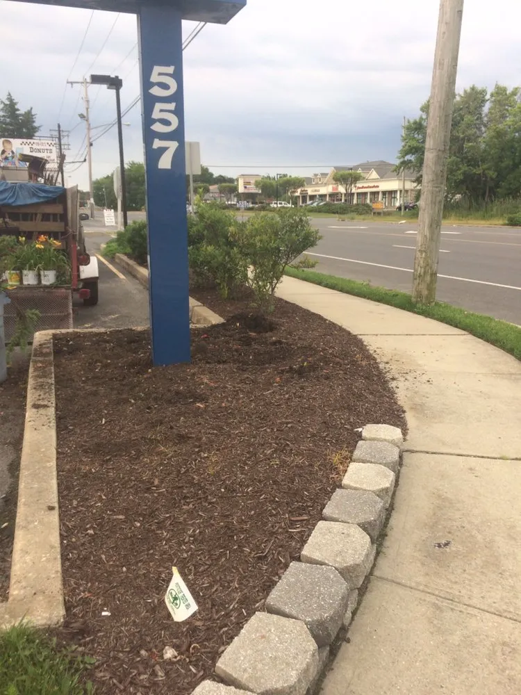 Custom landscape installation experts serving Manchester Township, NJ - Simon's Services