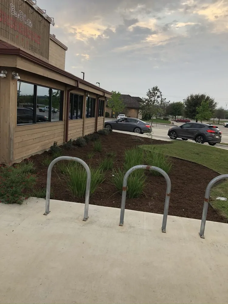 Top-rated garden landscaping with custom design across San Antonio, TX - Simple Lawn Care