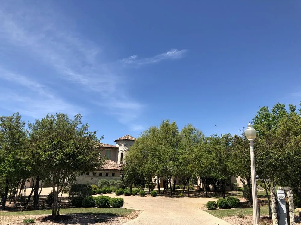 Custom garden landscaping for year-round maintenance in San Antonio, TX by Simple Lawn Care