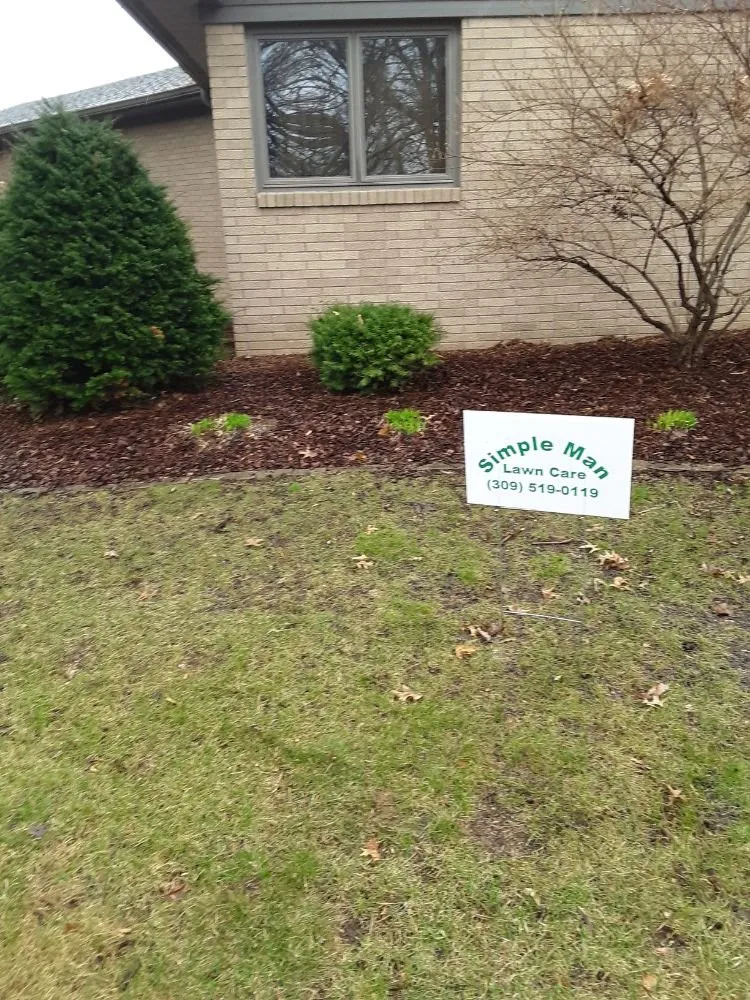 Professional yard cleanup service experts serving East Moline, IL - Simple Man Lawn Care