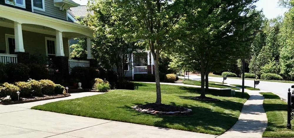 Expert garden landscaping experts serving Concord, NC - Simple Man's Lawn & Garden