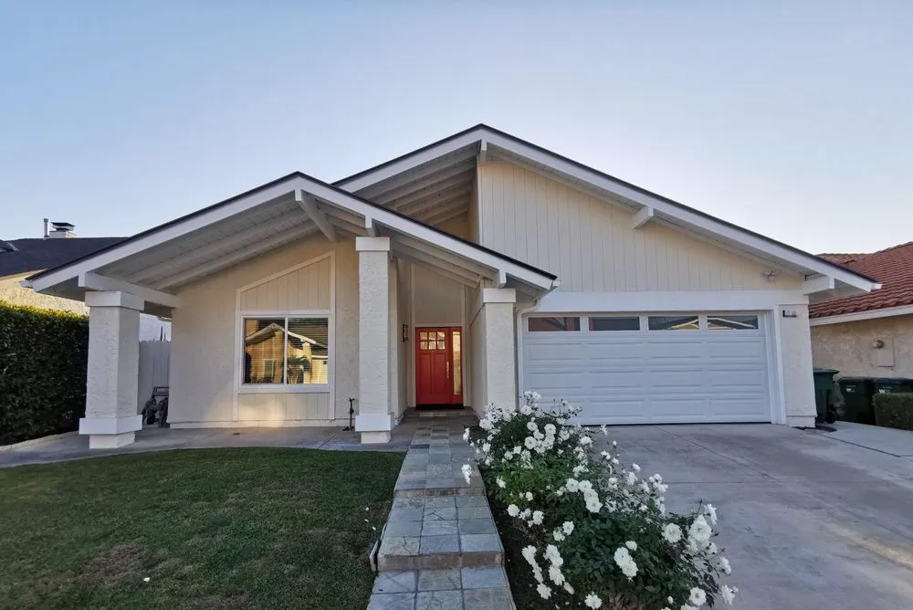 Reliable yard maintenance in Irvine, CA by Simple Outdoor Living