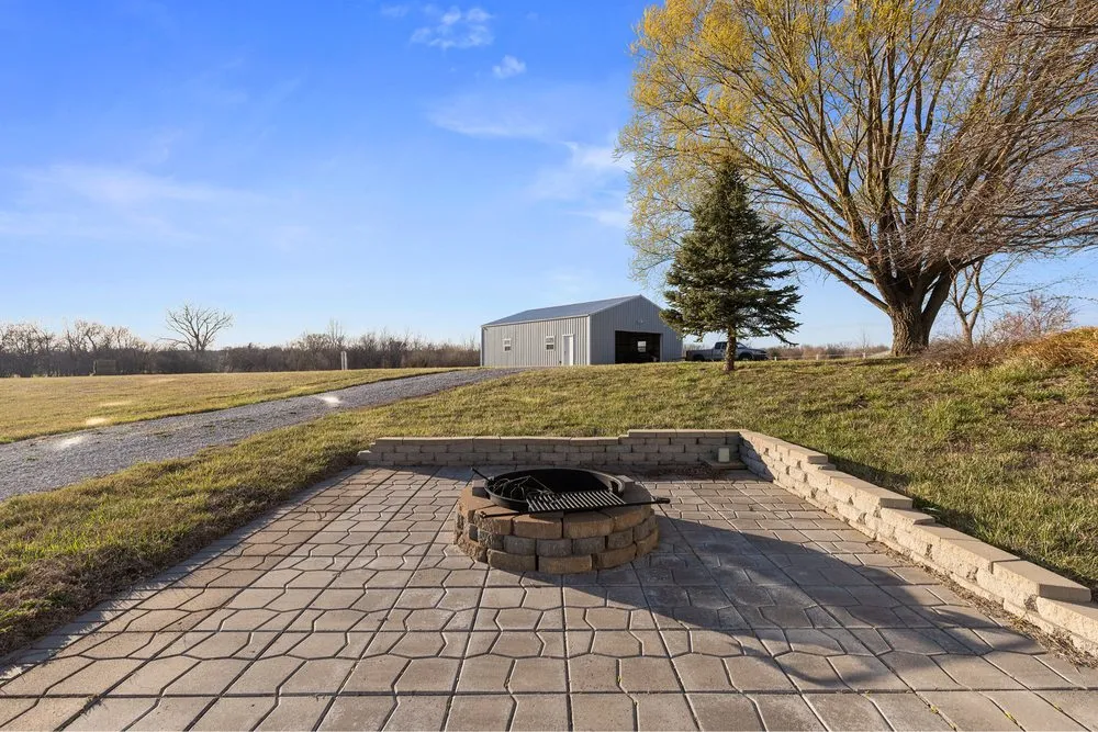 Professional landscaping services with custom design across Blue Springs, MO - Simple Project KC