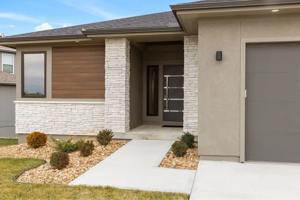 Expert lawn care service in Blue Springs, MO by Simple Project KC