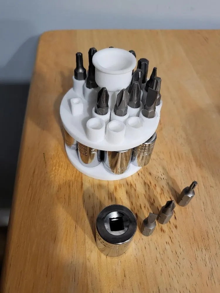 Trusted yard cleanup service in Williamsburg, VA by Simple Solutions Handyman & Yard Services