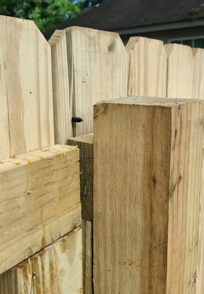 Reliable yard maintenance in Charlotte, NC by Simple Stump