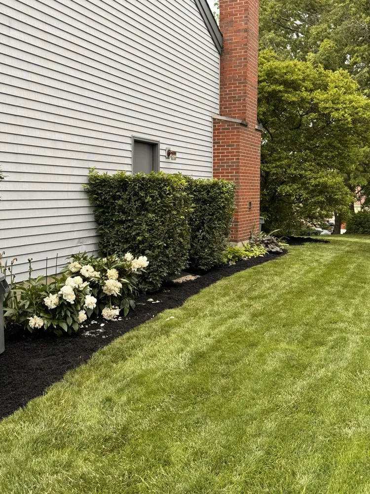 Top-rated garden landscaping experts serving West Chester Township, OH - SimpleGreen Landscaping
